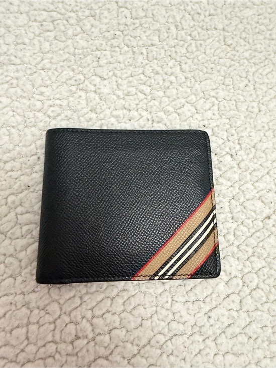 Burberry Other - Men's Burberry Black Leather Bifold Wallet